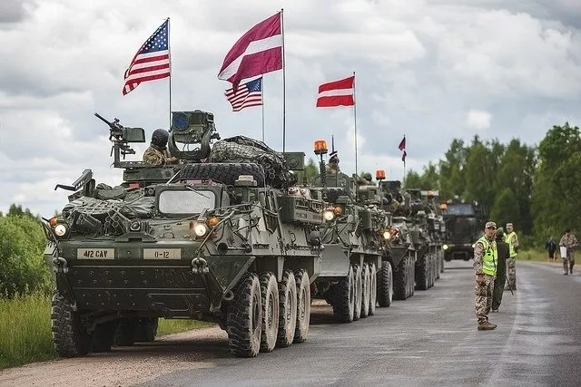 Политолог: посыл Трампа — хватит модернизировать российскую армию, расходы на оборону должны быть до 4%, а не до 2%