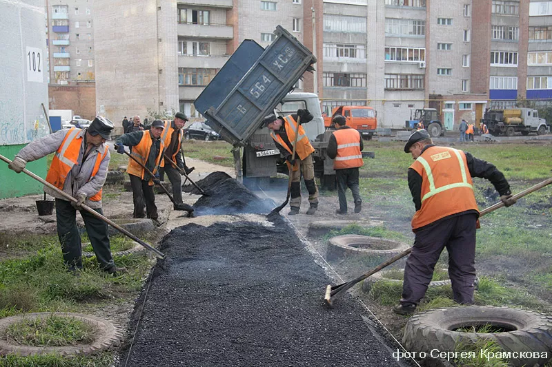 В этом году в десяти микрорайонах Риги будут проведены ремонты внутренних кварталов