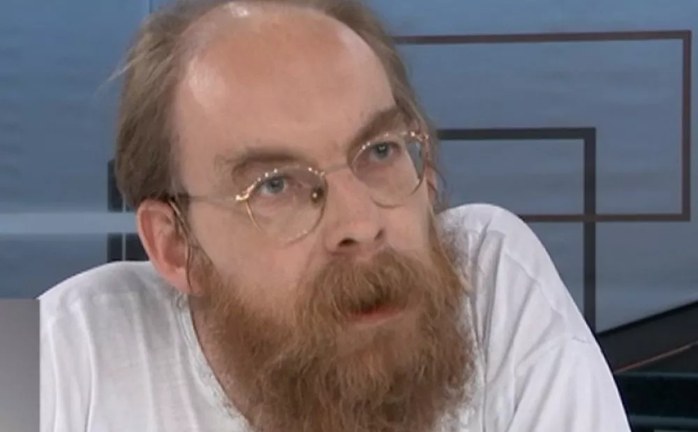 Давай отменим русский язык: Зандерс о политическом жесте и загрязненном латышском