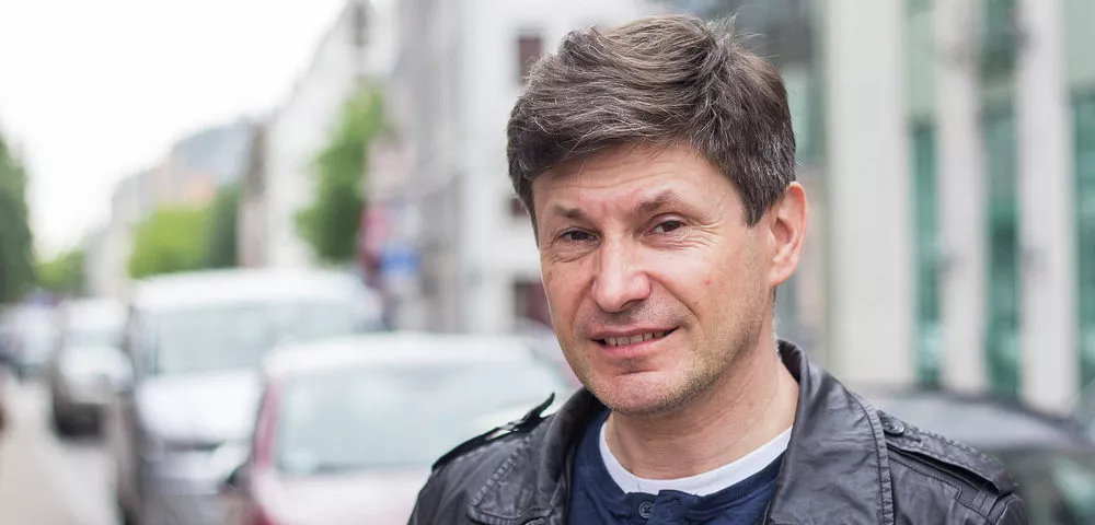 «Мы лучше знаем, что вам надо, а вас будем ломать через колено»: медиаэксперт об особенности политики в Латвии