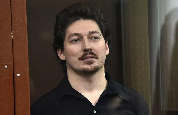 Помаши дяде ручкой: участнику протестов в Москве дали три года. За что? Было бы за что — дали б шесть