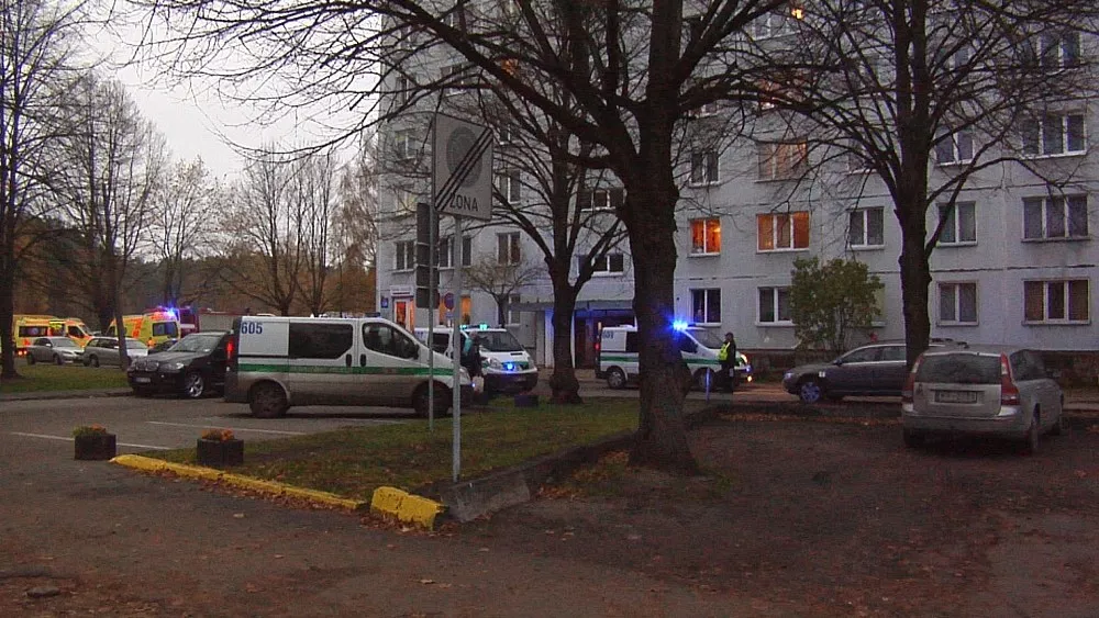 Даже саперов вызывали: в Иманте эвакуировали многоквартирный дом