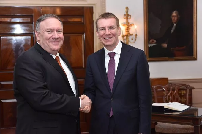 Ринкевич и Помпео обязались укреплять сотрудничество США и Латвии в области безопасности 5G