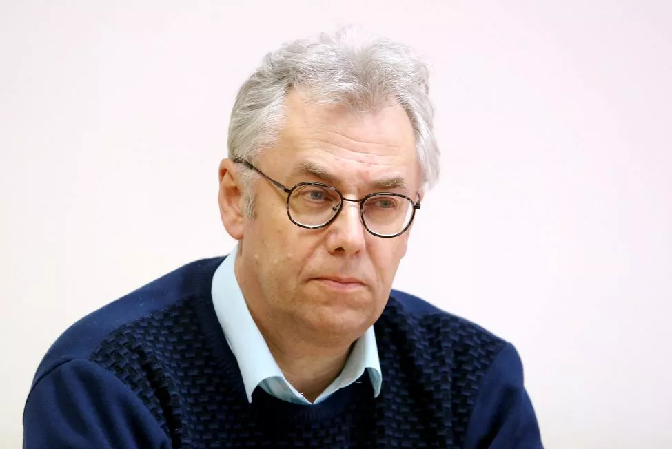 Коронавирус в Латвии поднял голову: заболеваемость стремительно растёт