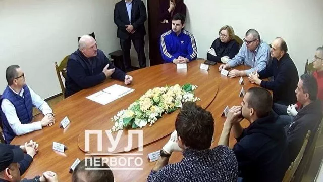 Круглый стол под конвоем: зачем Лукашенко пришел в СИЗО