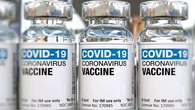 Нам столько не нужно: Латвия планирует продавать имеющиеся вакцины от Covid-19