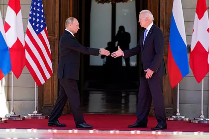 ЕС не изменит политику в отношении России после встречи Путина и Байдена