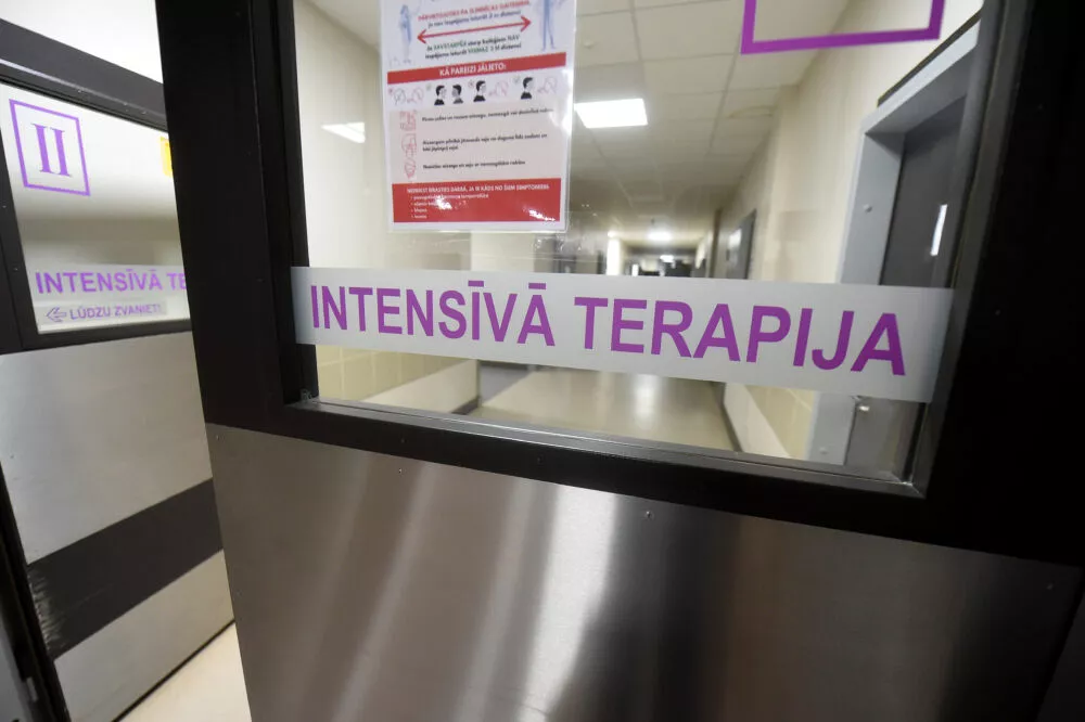 В минувшие выходные в больницу попал ребенок с тяжелым Covid-19 (ДОПОЛНЕНО)
