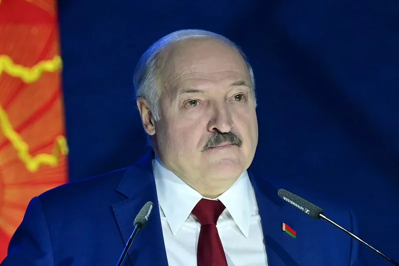 Белорусы сменят бытовой комфорт на «духовность»: Лукашенко расставляет приоритеты в послании народу