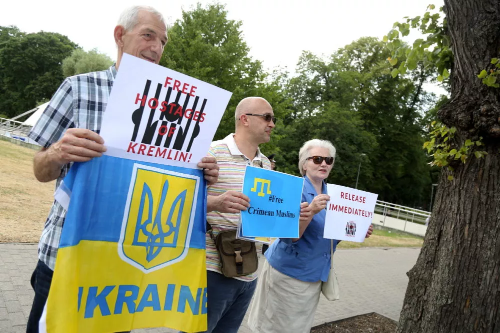 У 15 тысяч украинцев закончились виды на жительство в Латвии