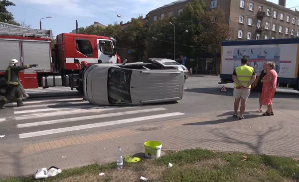 Жуткая авария на Тейке: водитель грузовика перепутал показания светофора (ФОТО)