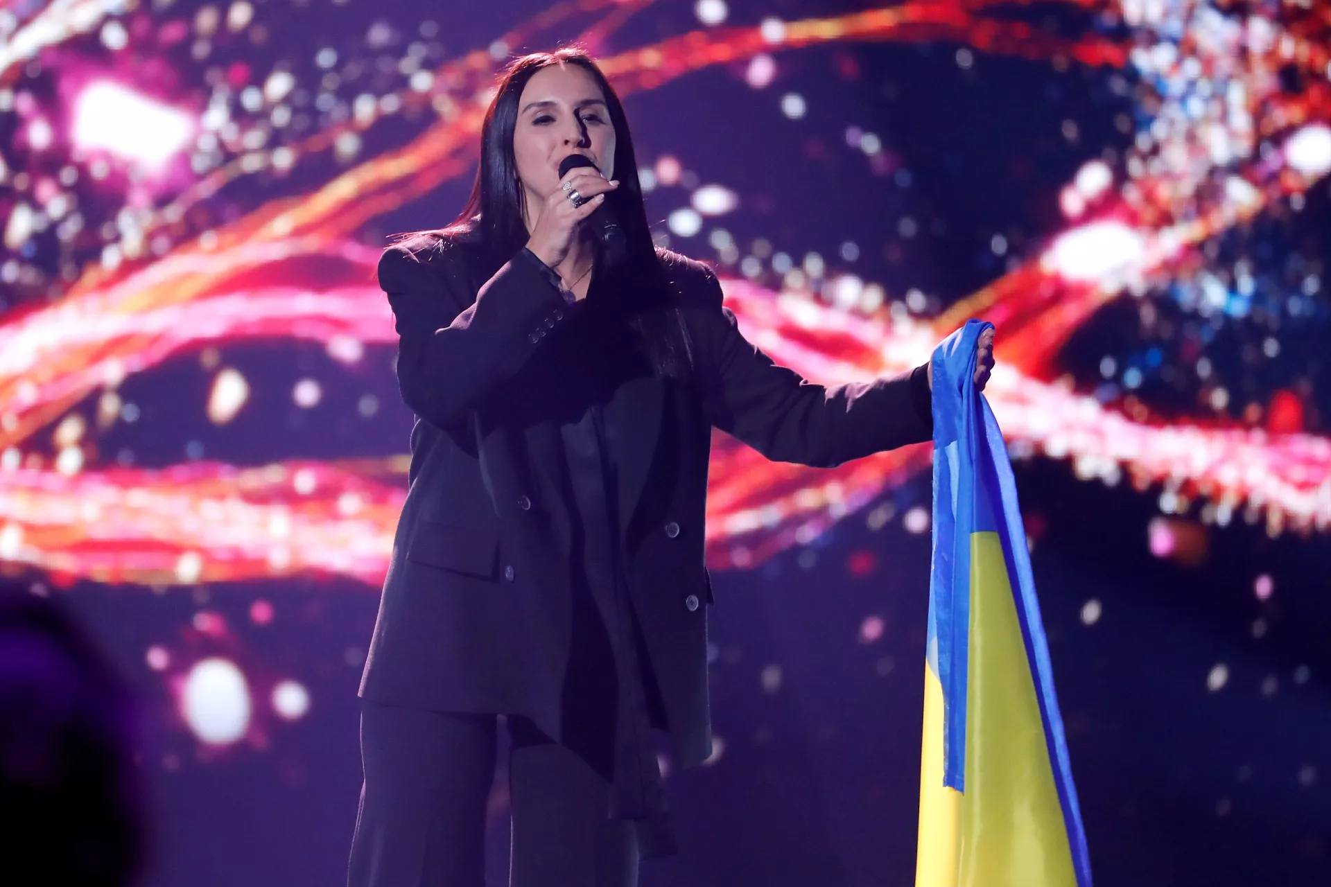 Россия объявила в розыск певицу Джамалу