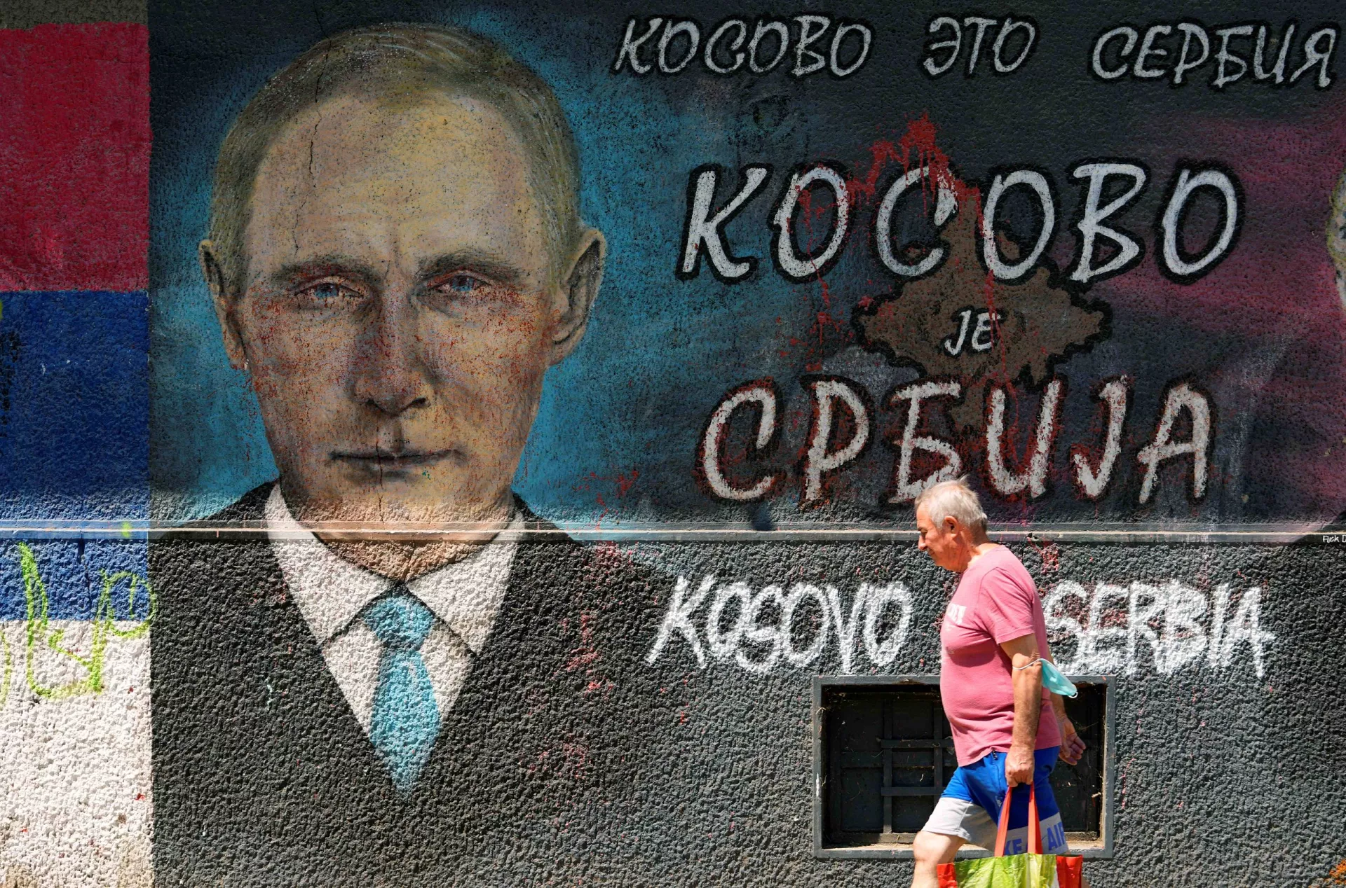 «Территория Путина»: россияне, уехавшие в Сербию из-за войны, попали под пресс местных «активистов» и властей