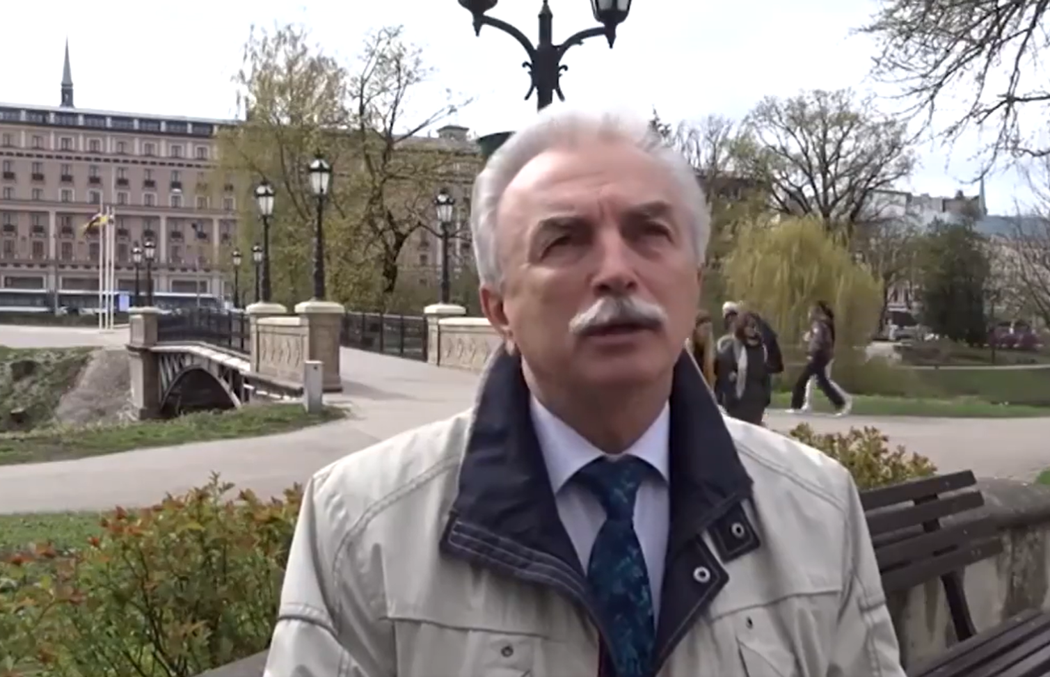 Скандал! Экс-глава Конституционного суда Кутрис случайно дал интервью российским СМИ