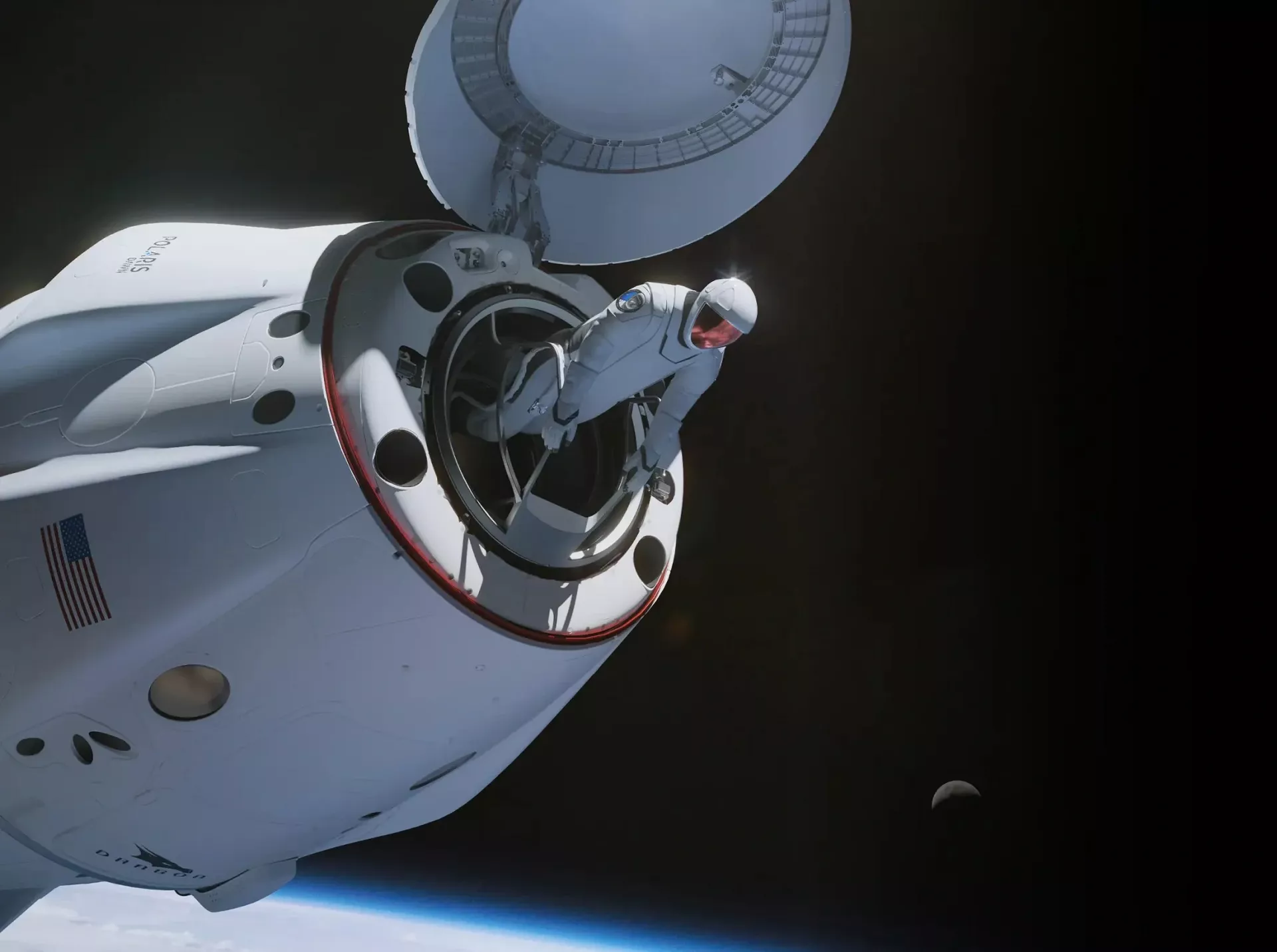 SpaceX запустила миссию с выходом в космос непрофессионалов
