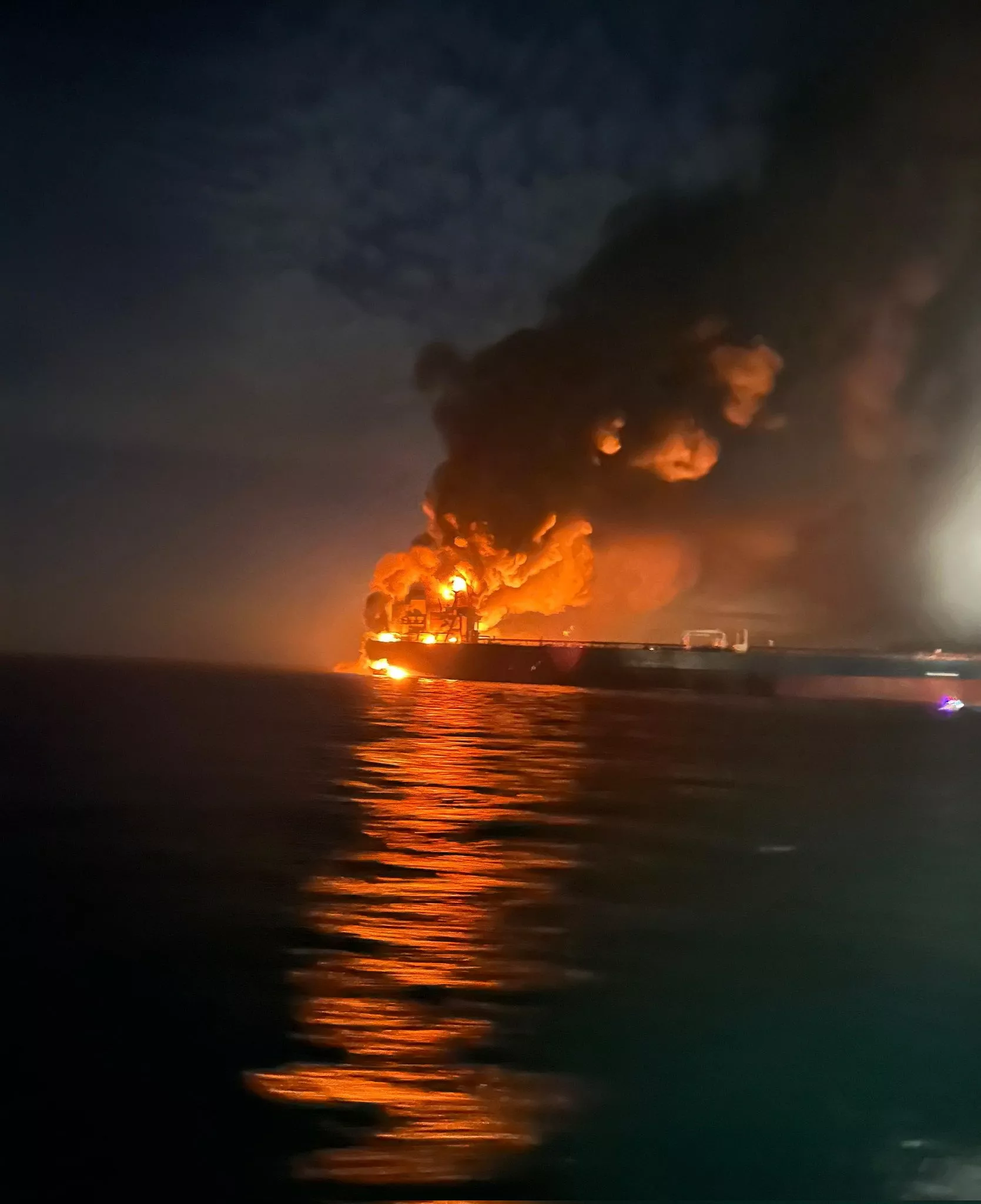 Удары по российским судам в Азовском море стали крупнейшей морской войной за полвека