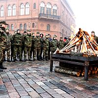 Сегодня в Латвии День памяти защитников баррикад 1991 года: программа