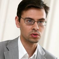 Верните переплату и извинитесь: Алексей Димитров возмущён ценами на «русские» книги Верните переплату и извинитесь: Алексей Димитров возмущён ценами на «русские» книги