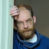 «По лицам видно: интеллектом не обременены»: публицист Марис Зандерс — о политиках