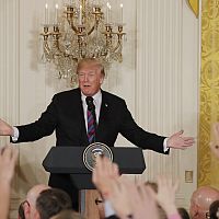 Младший сын Трампа познакомился в интернете с русской девушкой. Неудачно