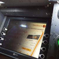 У клиентов банка проблемы: их карты не принимаются. Что делать? У клиентов банка проблемы: их карты не принимаются. Что делать?