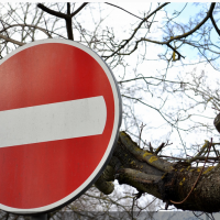 Близится День Лачплесиса: ограничения движения вводятся уже сегодня Близится День Лачплесиса: ограничения движения вводятся уже сегодня