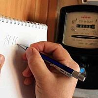 Просто выбирать не умеем: почему электричество в Латвии дороже, чем у соседей?