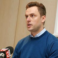 Забыть латышский язык выгодно? Брат убитого Мартиньша Бункуса критикует судебную волокиту