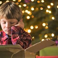 Дёшево, но вредно: Европа собирается наложить лапу на подарки из Китая