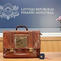 Прием бюджета напоминал escape room, где кто-то обложил ключ налогом: юрист иронично о вчерашних дебатах