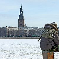 Антициклон держит Латвию: морозно, ясно и без осадков
