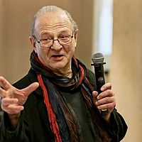 «Дон Кихота» сняли с театральной премии из-за визита режиссёра в РФ