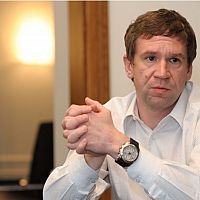 Экс-владельца банка «Snoras» и «Latvijas Krājbanka» Антонова Франция выдаст Литве