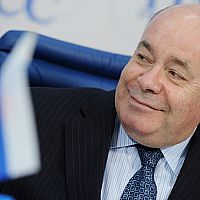 Латвия запретила въезд Швыдкому из-за биеннале в Венеции