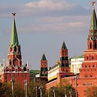 Паулс заметил, Вайкуле причесала: как певица Сутугова попала в Кремль