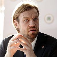 И мигрантов завозить не разрешаем, и сами не хотим работать: эксперт И мигрантов завозить не разрешаем, и сами не хотим работать: эксперт