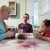 Предлагают отказаться от переноса выходных и двойной оплаты за работу в праздник; кто посмел?