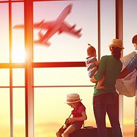 Пассажир растолстел и авиакомпании меняют правила. Ручную кладь урежут