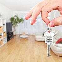 «Хочу съехать с арендованной квартиры раньше срока — имею право не платить по договору?»