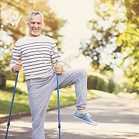 Сколько нужно ходить латвийцам для здоровья и как это делать правильно: эксперт