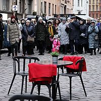 Где бы ещё запретить автомобили? Власти Риги интересуются мнением народа