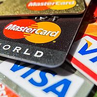 Правда ли, что популярные банковские карты Visa и Mastercard может отключить «один клик»?