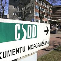 «У меня отняли права из-за административного нарушения — сдавать экзамен заново?