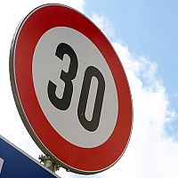 На Кипсале и в других районах Риги вводятся новые ограничения скорости до 30 км/ч