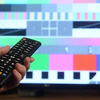 Еще двух российских звёзд Латвия отправила в чёрный список
