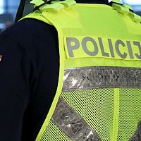 Проблема уже не в зарплатах: Латвии катастрофически не хватает полицейских