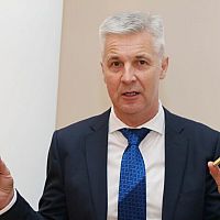 «Цвета, как в Туркменистане!» Артис Пабрикс возмущен происходящим в Риге