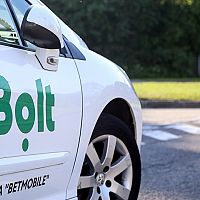 Таксисты бастуют — такси дорожает. 500 водителей готовы отключиться от Bolt в знак протеста