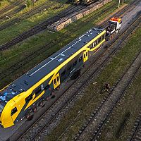 «Снизим цены вдвое»: министр хочет пересадить нас на электрички