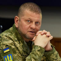 Валерий Залужный намерен баллотироваться в президенты: СМИ